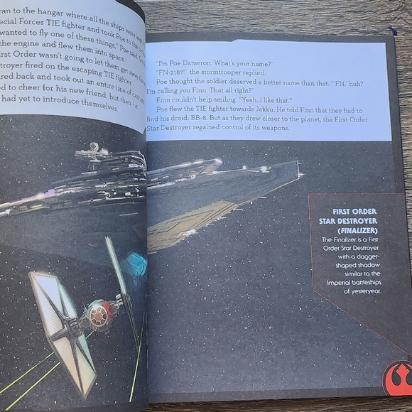 Star Wars The Force Awakens Book and Puzzle - Picture 6 of 7